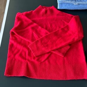 Red Loft Med Women's Sweater